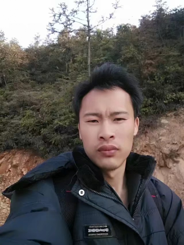 高富帅的第一张照片--福州相亲服务中心