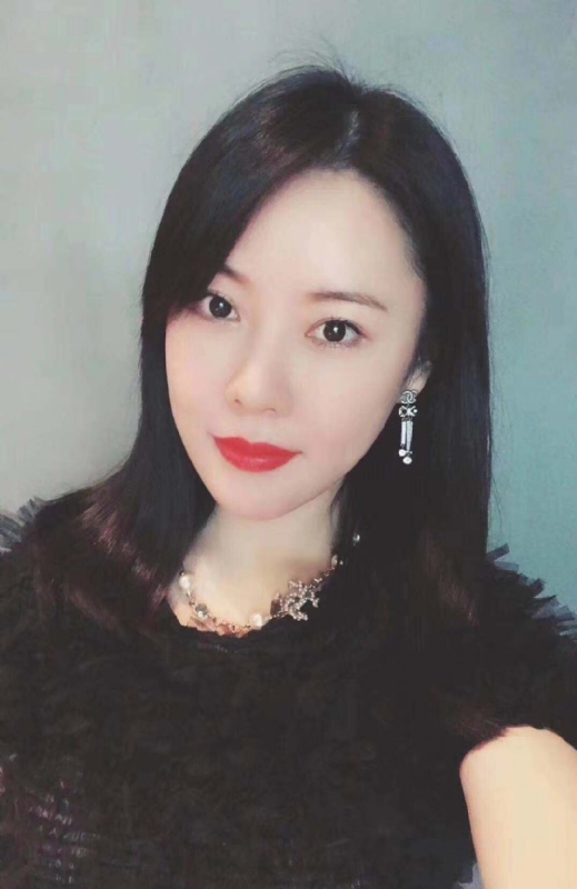 李莉的第一张照片--福州相亲服务中心