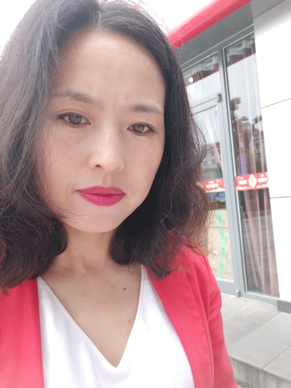 枫叶飘零的第一张照片--福州相亲服务中心