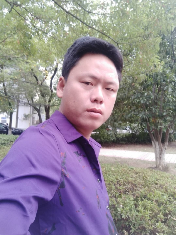 黄龙飞的第一张照片--福州相亲服务中心