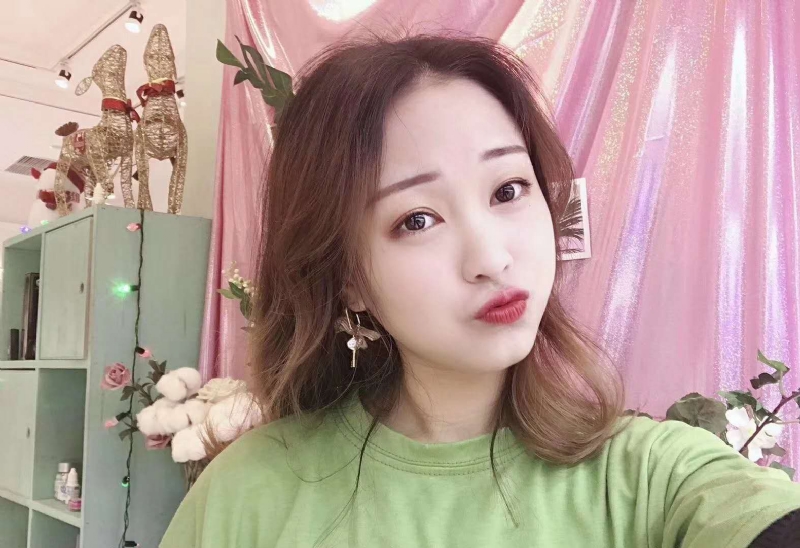 罗兰的第二张照片--福州相亲服务中心