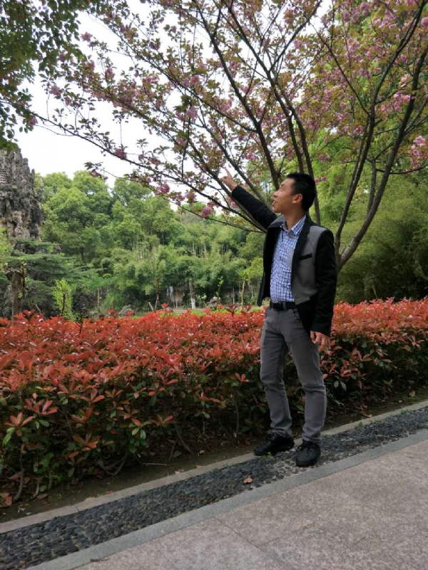 坦诚的第一张照片--福州相亲服务中心