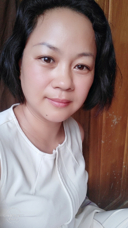 催乳师的第一张照片--福州相亲服务中心