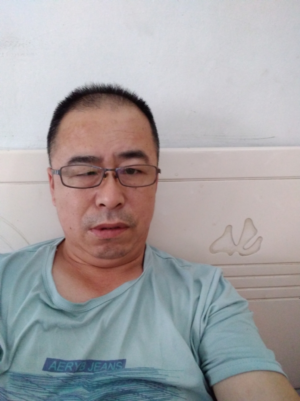 大叔的第一张照片--福州相亲服务中心