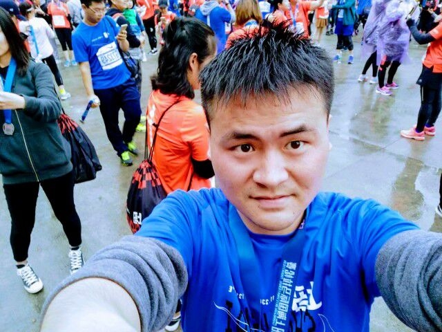 小五在跳舞的第一张照片--福州相亲服务中心