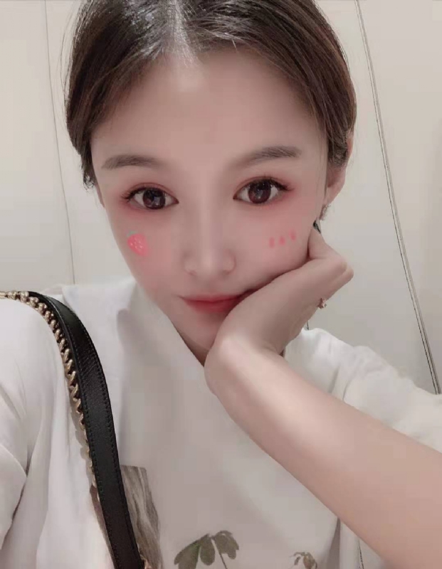 fei菲儿的第一张照片--福州相亲服务中心