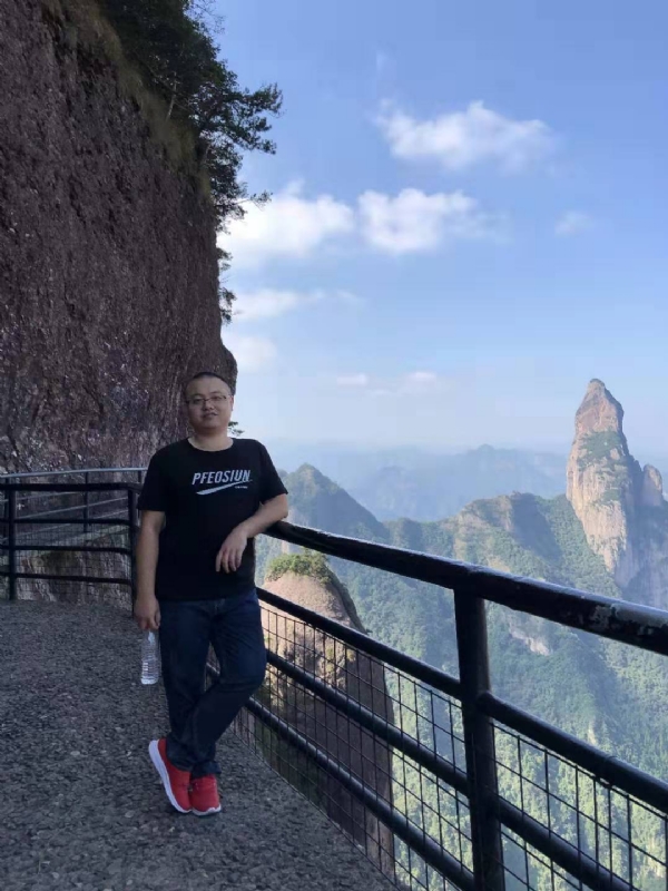 不杵于物的第一张照片--福州相亲服务中心