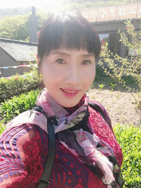 艳阳高照的第一张照片--福州相亲服务中心