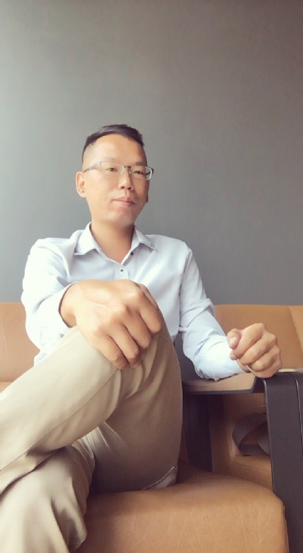 LI的第一张照片--福州相亲服务中心