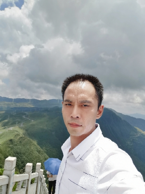 LXZ的第一张照片--福州相亲服务中心