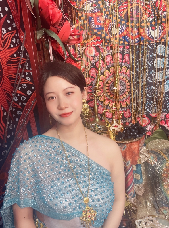 鸢莺的第八张照片--福州相亲服务中心