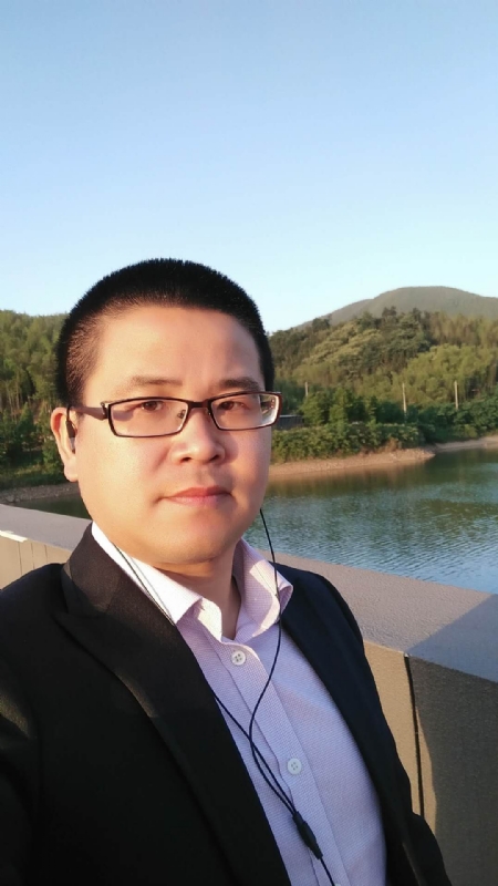 顾律师的第三张照片--福州相亲服务中心