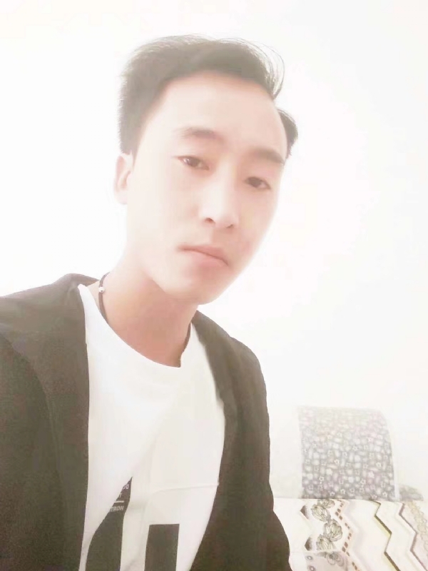 萧艺的第一张照片--福州相亲服务中心