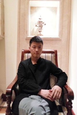 制片人杨亚林的第一张照片--福州相亲服务中心