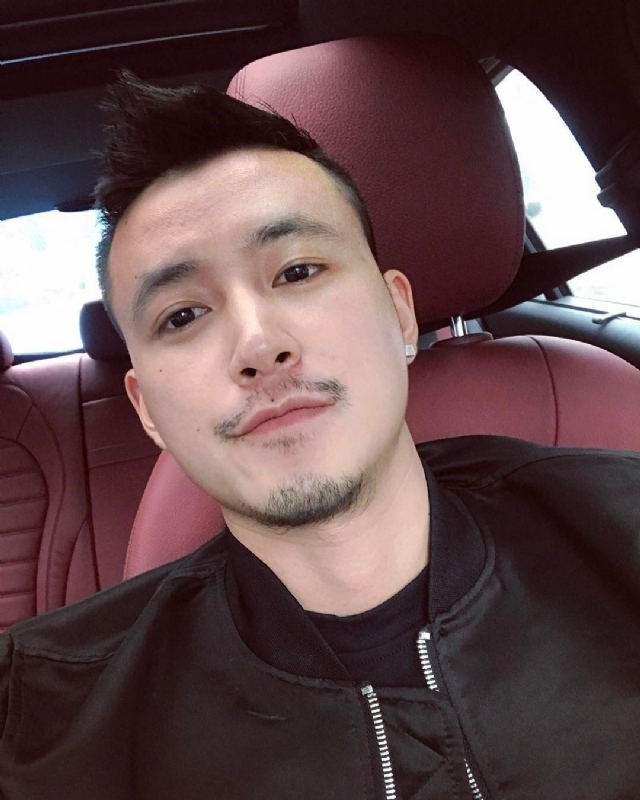 隆刘的第二张照片--福州相亲服务中心