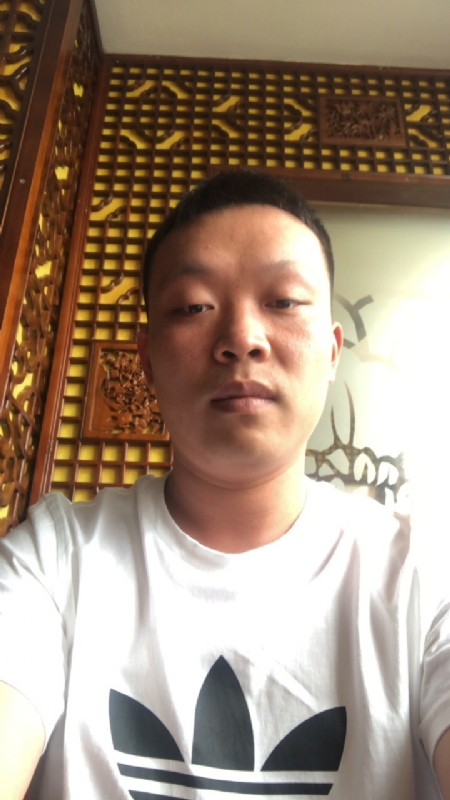 唐子龙的第一张照片--福州相亲服务中心