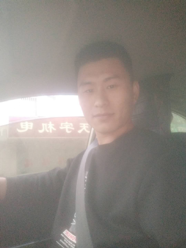 老鼠爱上猫的第一张照片--福州相亲服务中心