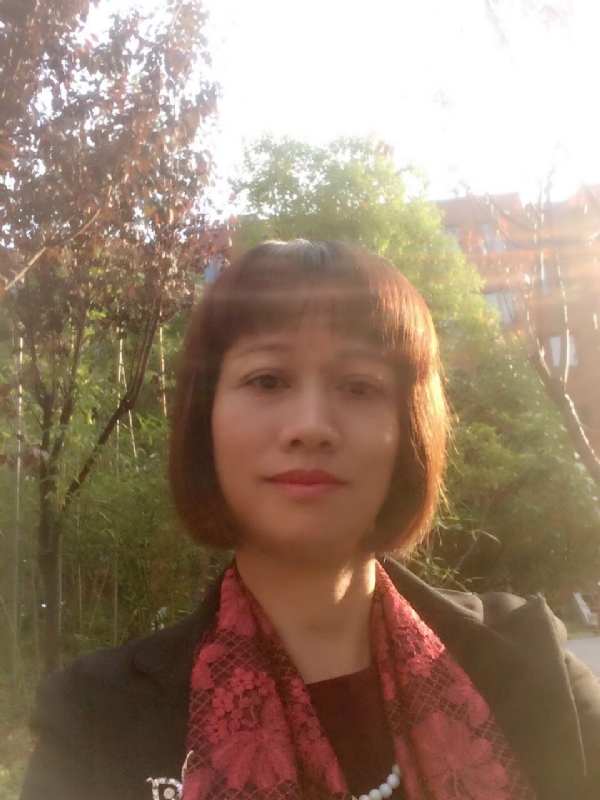 张馨方的第一张照片--福州相亲服务中心