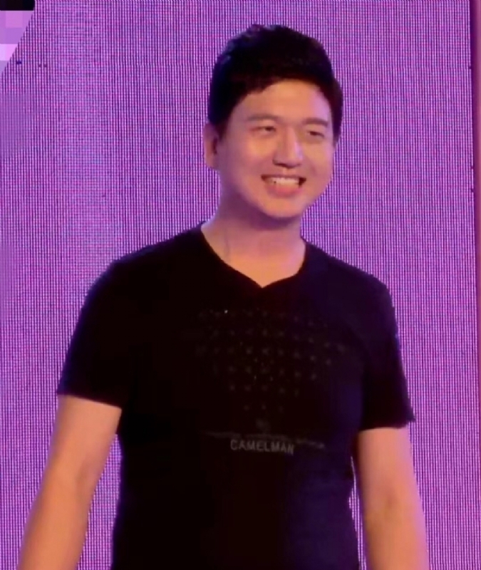 风继续吹的第一张照片--福州相亲服务中心