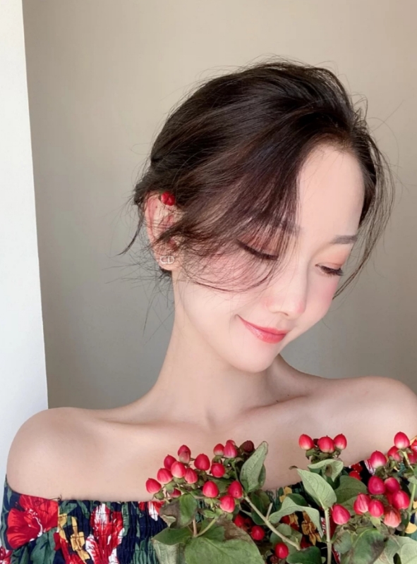 小诗vanessa的第二张照片--福州相亲服务中心