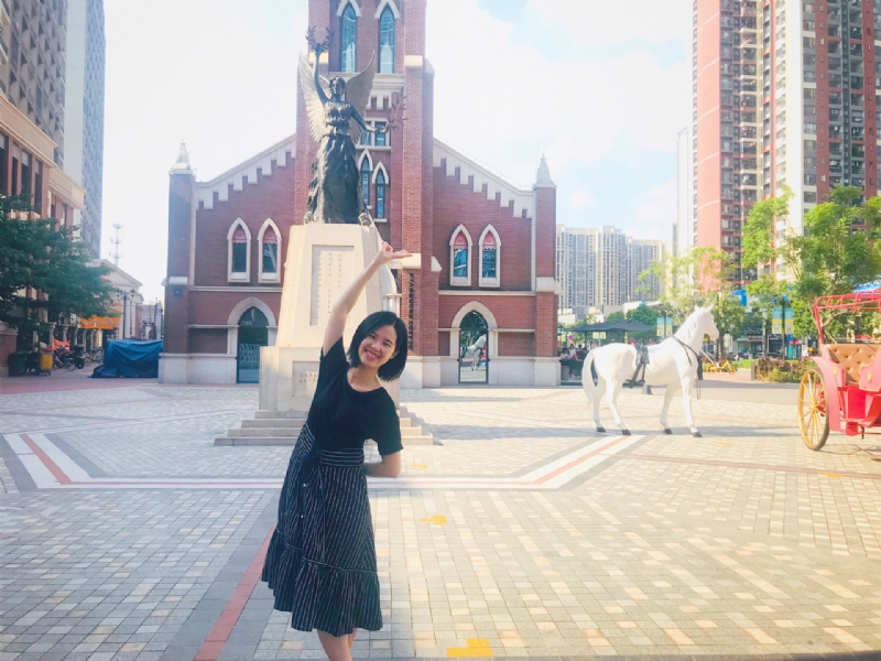 小容的第三张照片--福州相亲服务中心