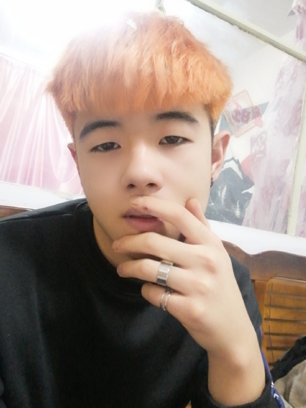 钟宇诗的第一张照片--福州相亲服务中心