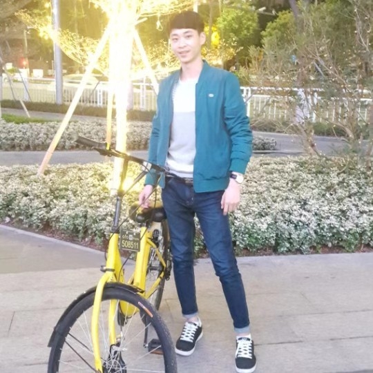 李伟的第一张照片--福州相亲服务中心