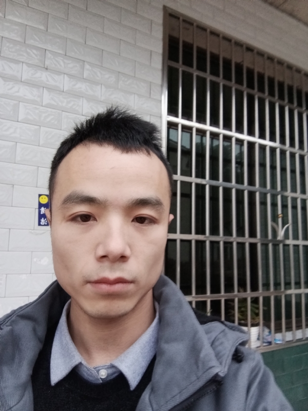 笑得那么开心的第二张照片--福州相亲服务中心