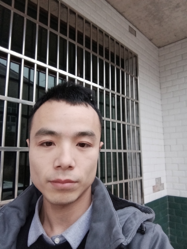 笑得那么开心的第三张照片--福州相亲服务中心