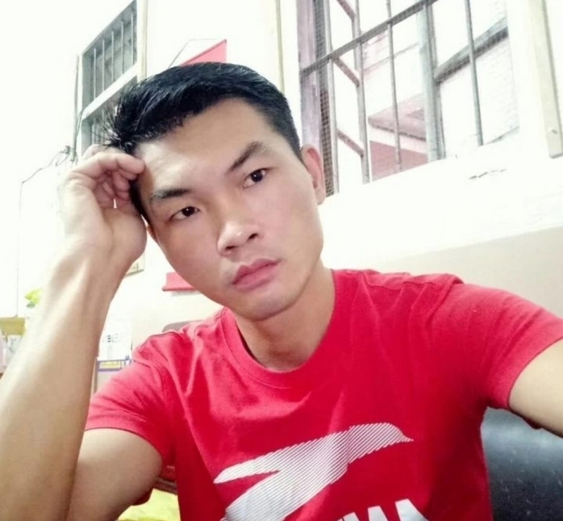 英俊的台灯的第一张照片--福州相亲服务中心