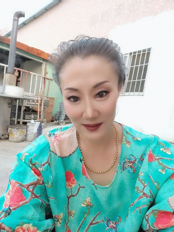 燕子的第三张照片--福州相亲服务中心