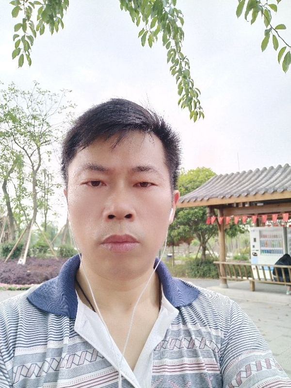 一个人的孤单的第一张照片--福州相亲服务中心