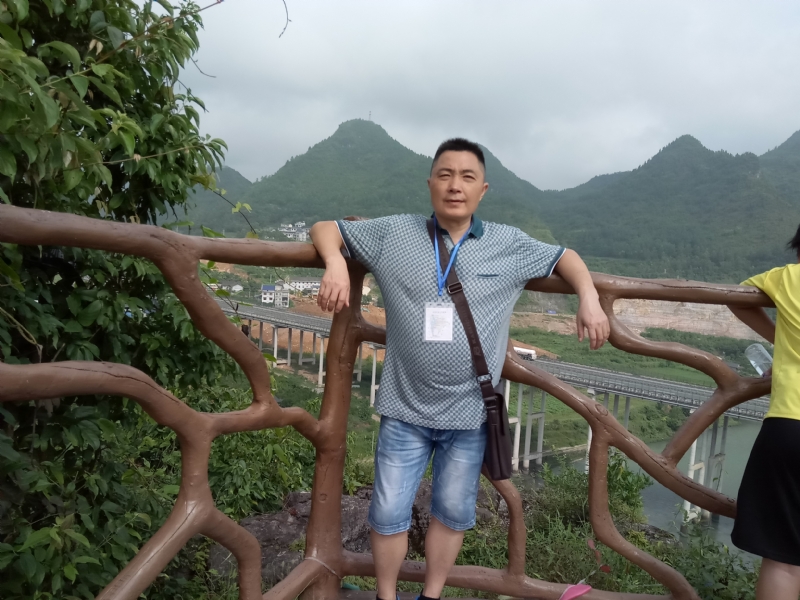 岁月无声的第一张照片--福州相亲服务中心