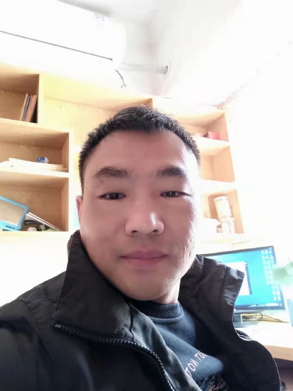 向前葱的第一张照片--福州相亲服务中心