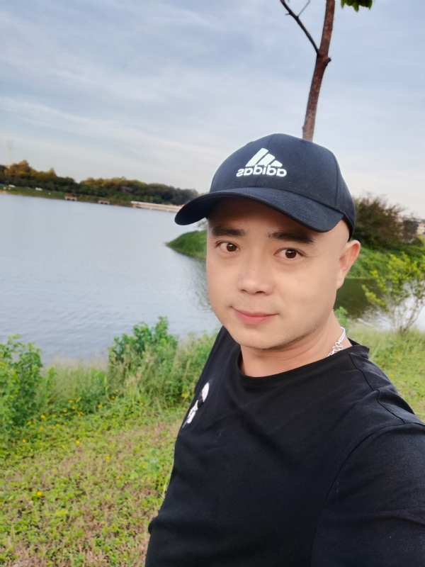 石头哥的第一张照片--福州相亲服务中心