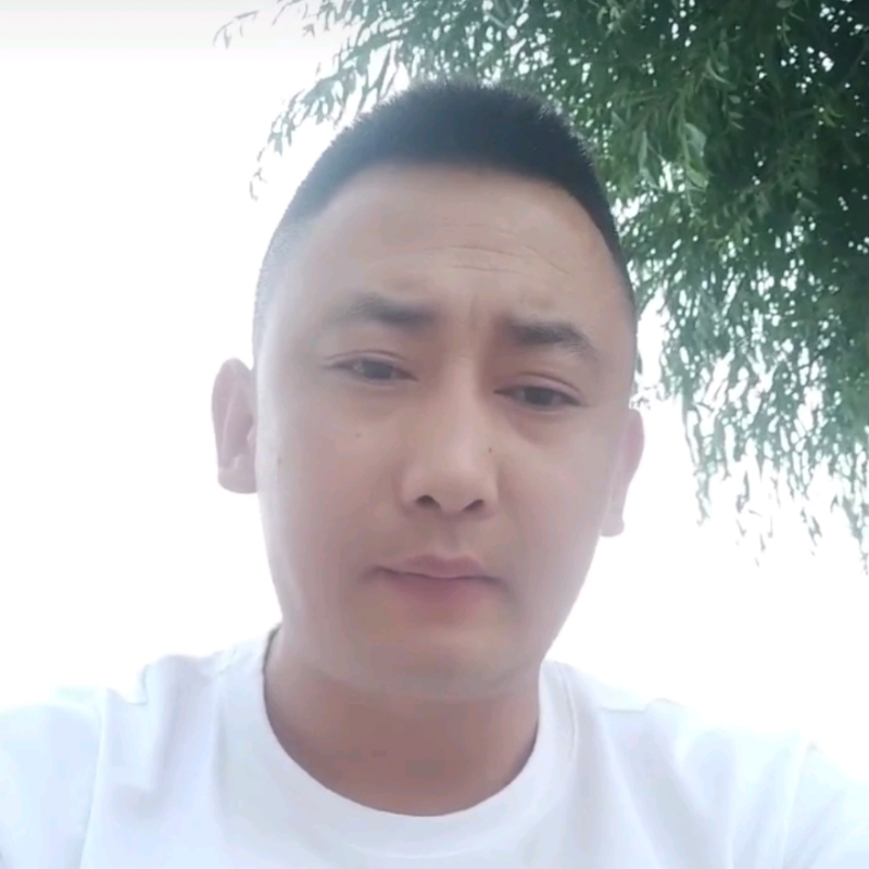 潇洒的第一张照片--福州相亲服务中心