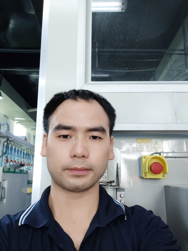 黄伟的第一张照片--福州相亲服务中心