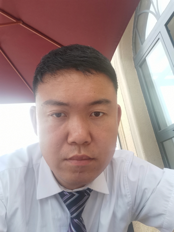 小龙哥的第一张照片--福州相亲服务中心
