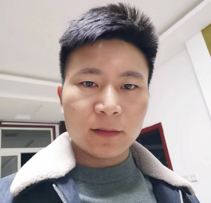 延峰的第一张照片--福州相亲服务中心