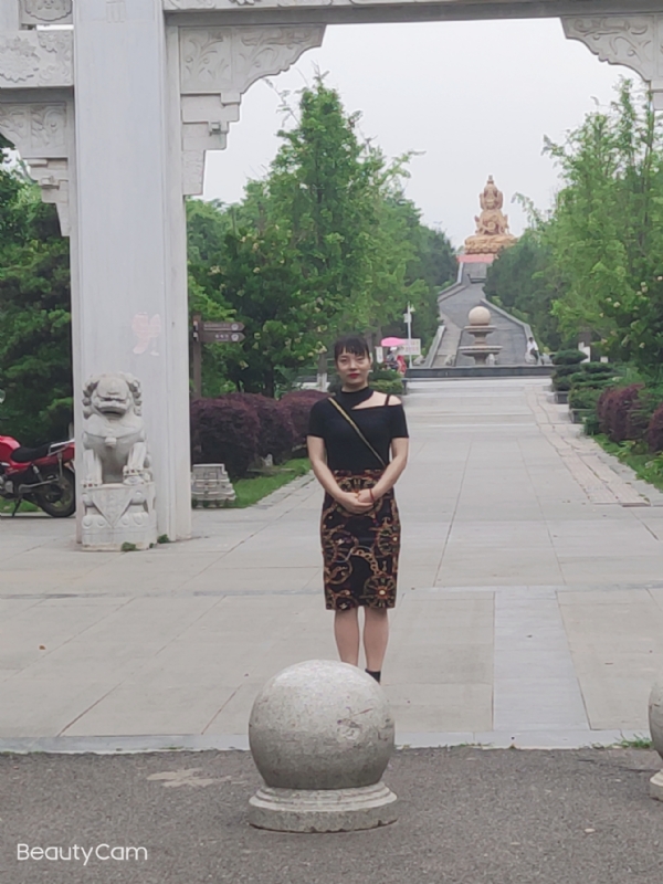 魏沐阳子的第三张照片--福州相亲服务中心