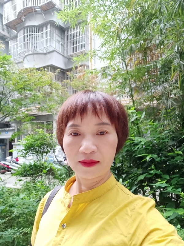 小瓶子的第二张照片--福州相亲服务中心