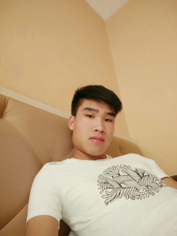 谁不曾孤单上路的第二张照片--福州相亲服务中心