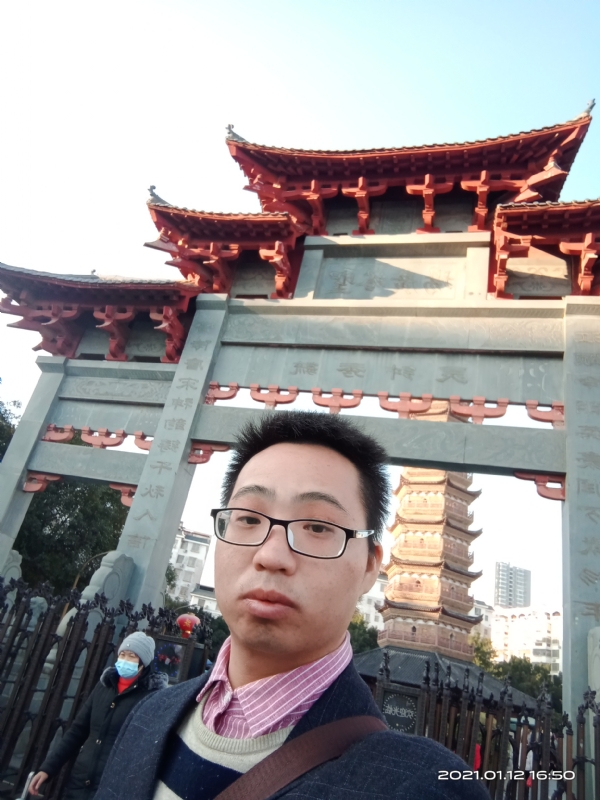 碧血丹心的第一张照片--福州相亲服务中心