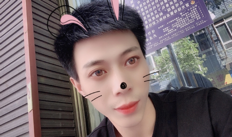 酒伴你的第一张照片--福州相亲服务中心