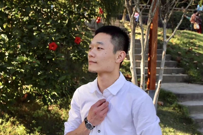 落落大方的第一张照片--福州相亲服务中心
