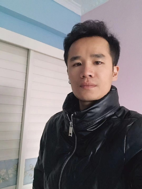 小杨哥的第二张照片--福州相亲服务中心