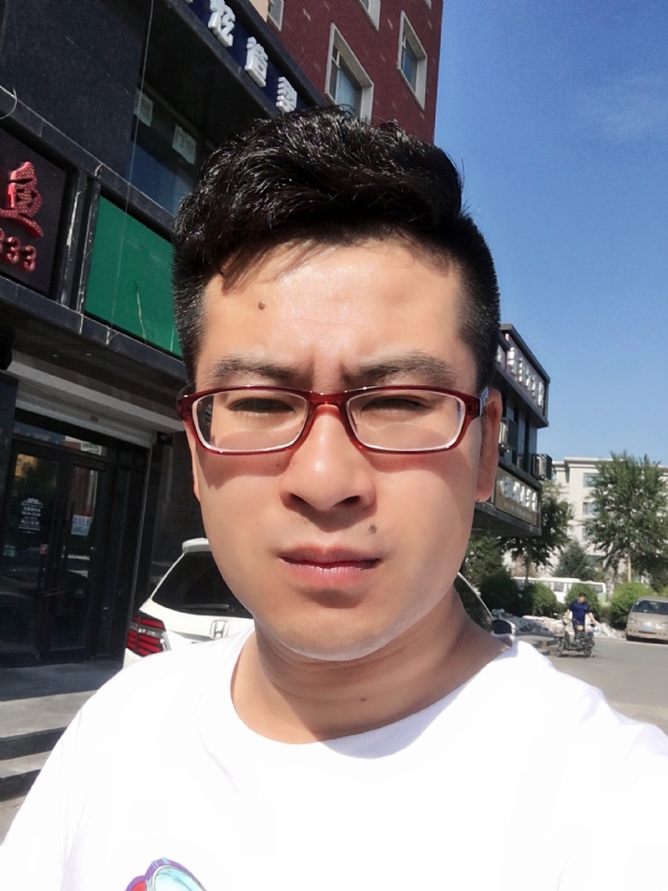 AA首席的第一张照片--福州相亲服务中心