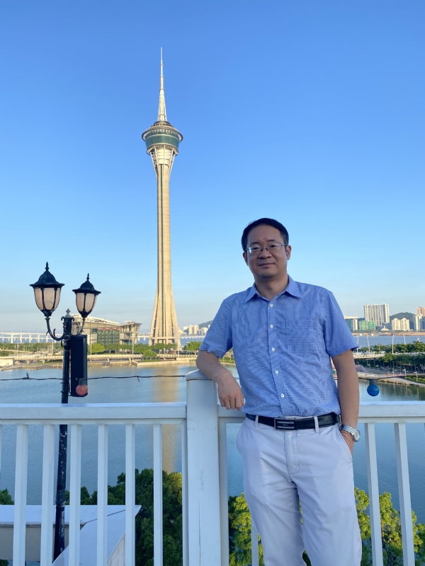 Yangyi的第二张照片--福州相亲服务中心
