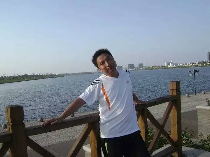 才乡痴情的第二张照片--福州相亲服务中心