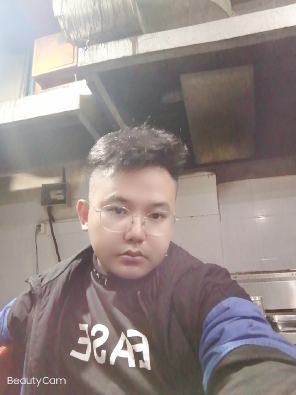 棒哥的第一张照片--福州相亲服务中心
